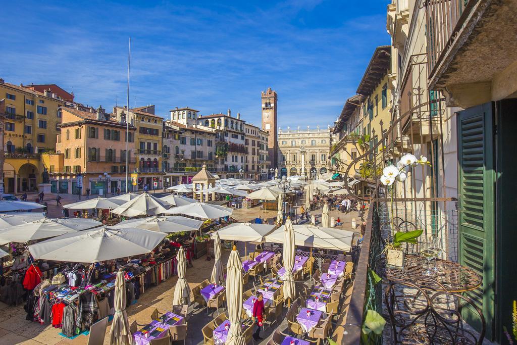 Corte Realdi Suites Piazza Erbe Verona Room photo